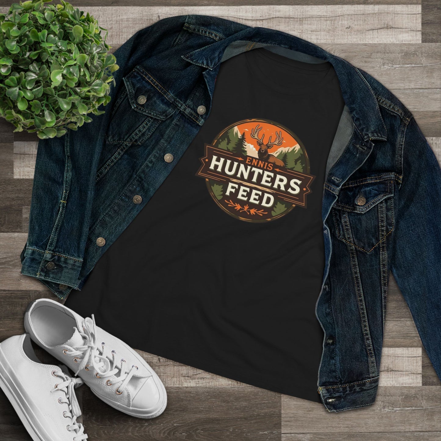Ennis Hunters Feed - Women's Tee