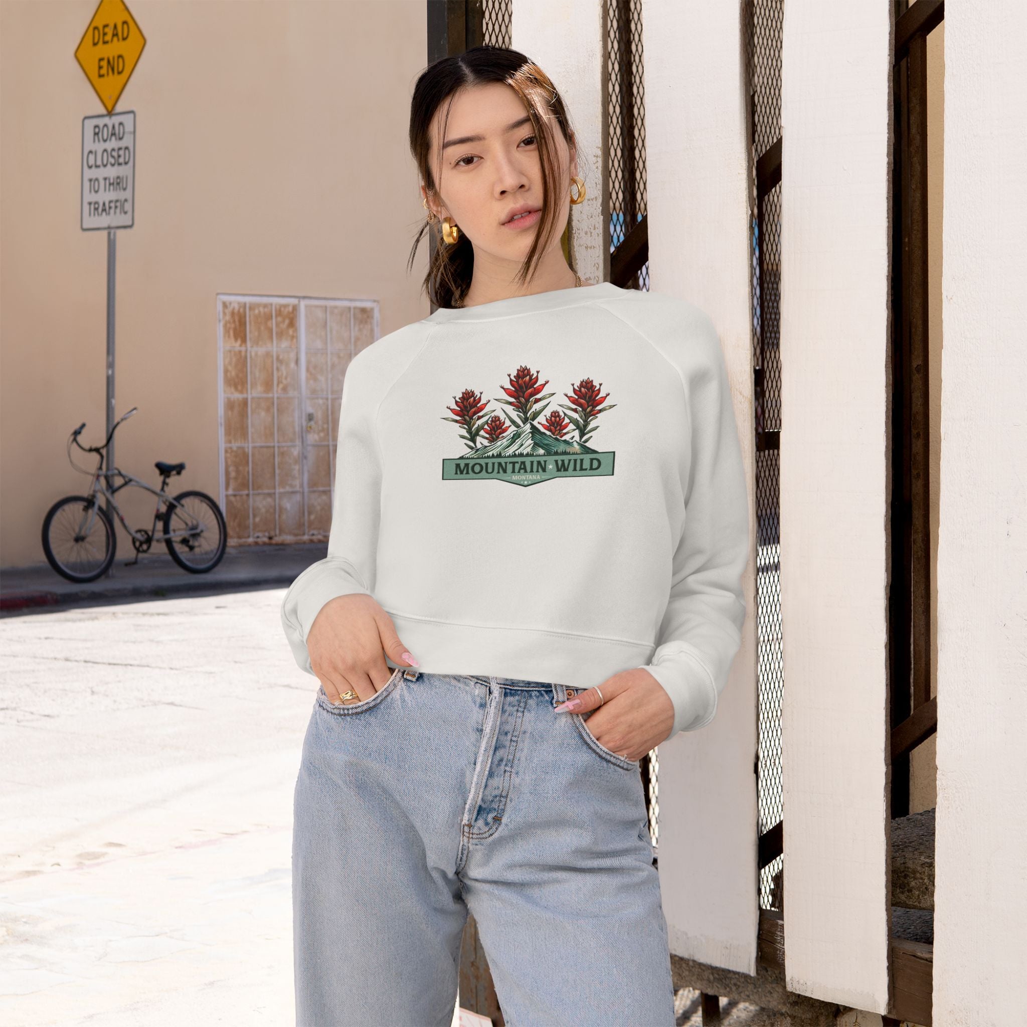 Mountain Wild Montana - Women's Cropped Fleece Pullover